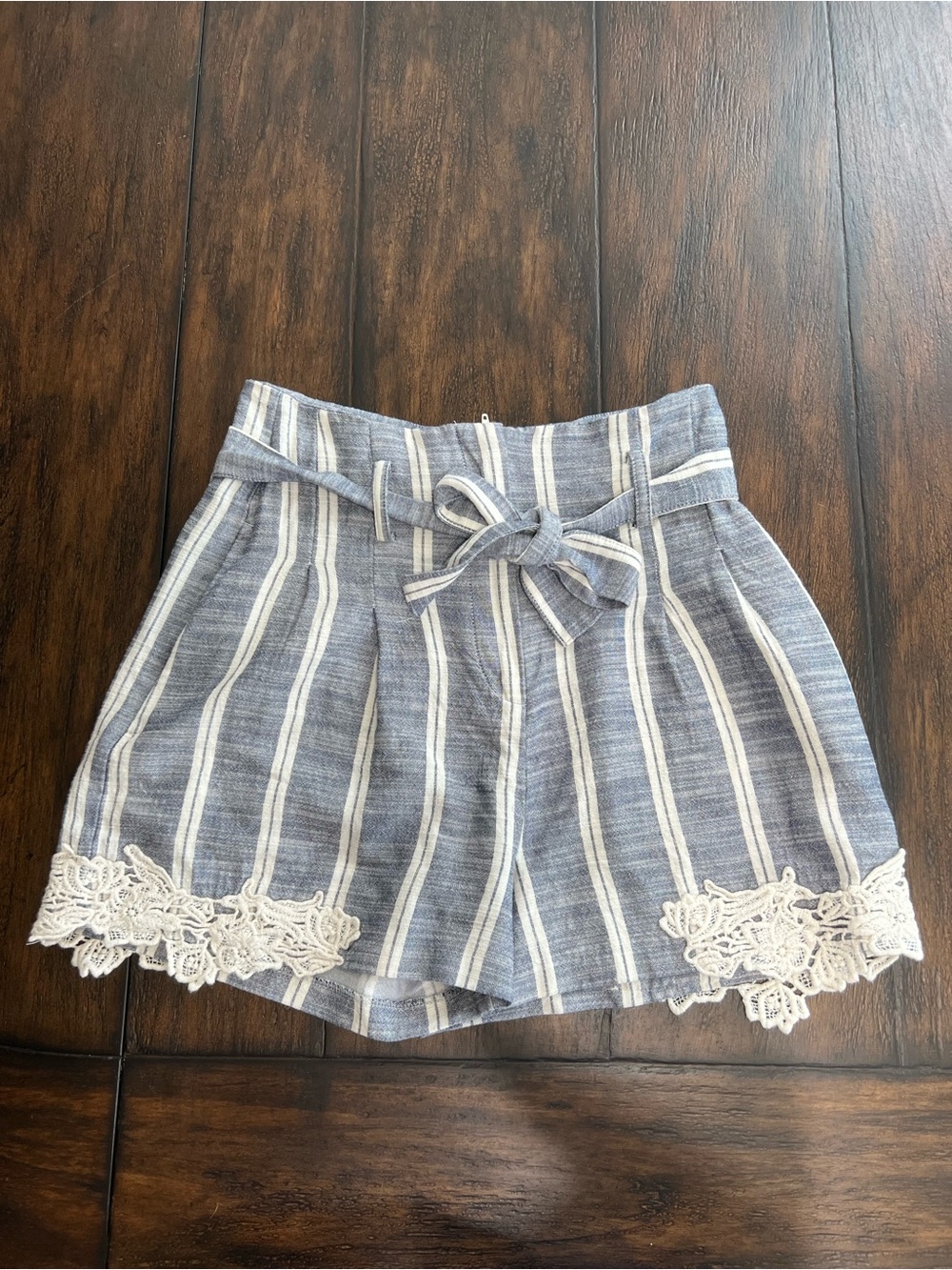 ZARA Paper Bag Shorts Blue White Stripe Shorts Crochet Detail Size XS - Picture 2 of 7